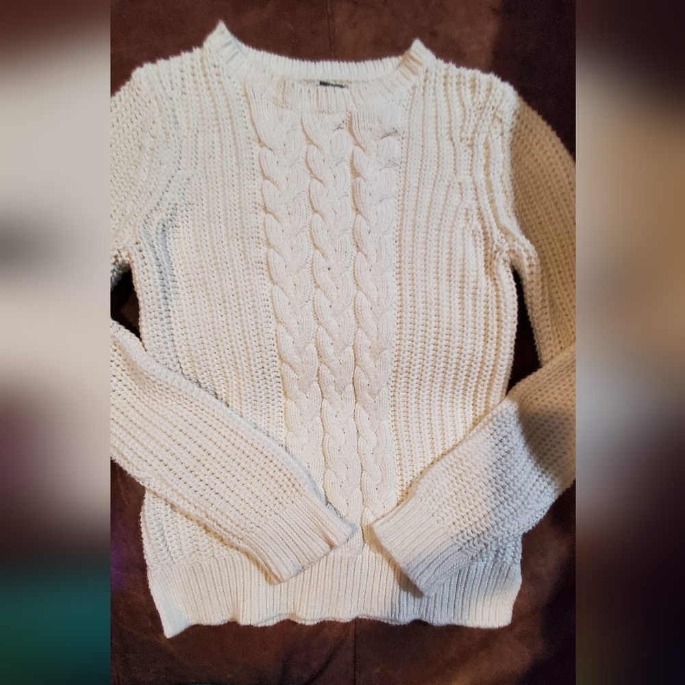 Nautica white cable knit sweater size M
